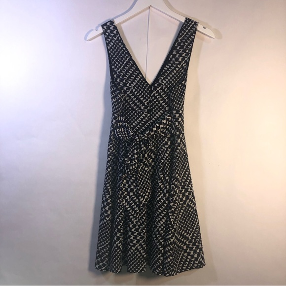 Victoria's Secret The Deep V Hounds Tooth Pleated Cocktail Dress Size 4 - Picture 6 of 14